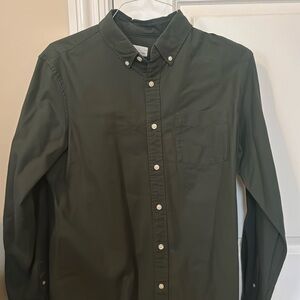 Men’s GAP green button casual dress shirt / size medium